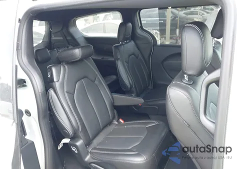 2025 Chrysler Pacifica Select from USA, damaged, VIN 2C4RC1BG1SR576929